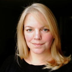 ginny marvin headshot